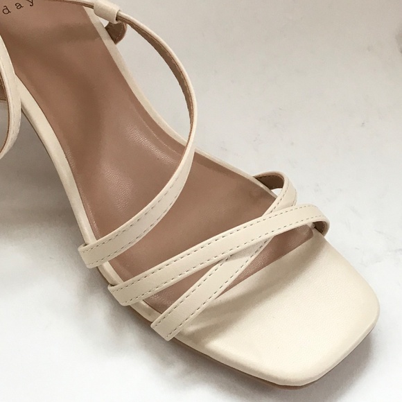A NEW DAY Irena Strappy Heeled Sandals Low Heels Cream Women’s Size 6.5 - Picture 6 of 16